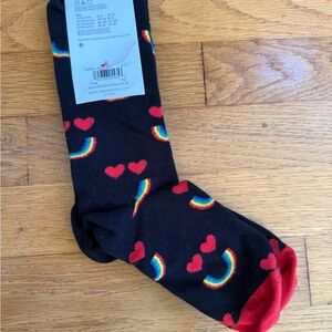 BNWT Happy Socks with Rainbow and Red Heart Design, size 5.5 - 9.5